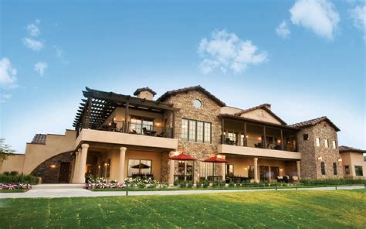 Aliso Viejo Country Club: A Premier Golf and Social Experience