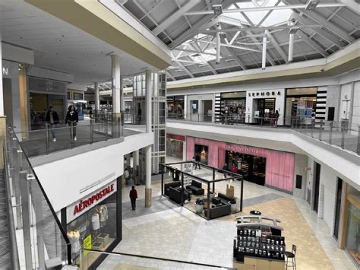 Appletore Pheasant Lane Mall Nashua NH: The Ultimate Guide to Shopping, Dining, and Entertainment