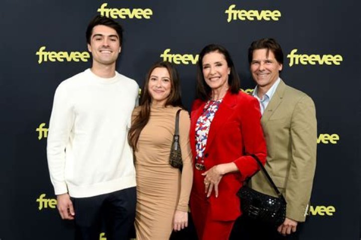 Charlie Ciaffa: Biography, Mimi Rogers, and Family Life | Unveiled