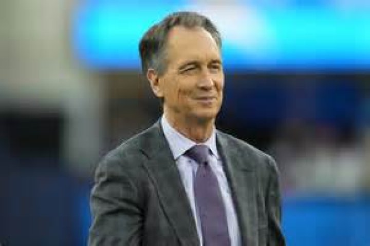 Chris Collinsworth Career: A Comprehensive Look at His Journey in Sports Broadcasting