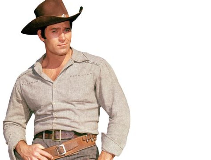 Clint Walker: The Legendary Hollywood Icon Who Defined Western Cinema
