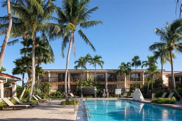 Courtyard by Marriott Key West Waterfront Hotel: Your Ultimate Destination in Paradise