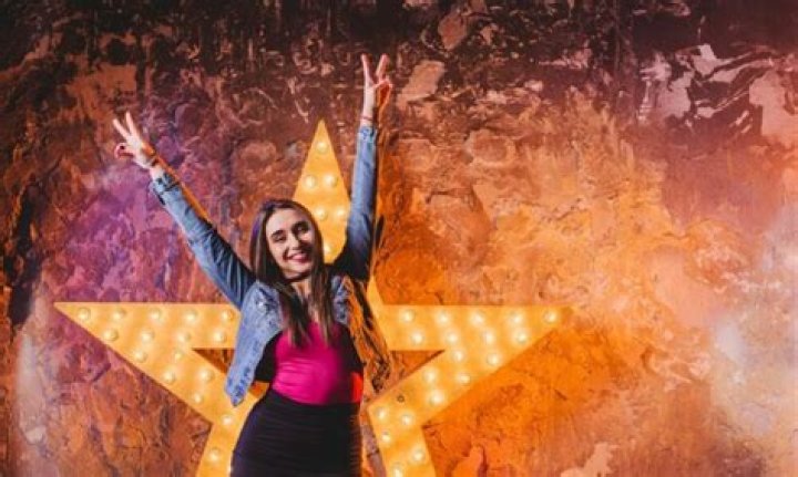 Emeraldchay: The Rising Star in the Entertainment World