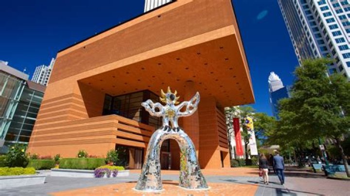 Explore Pinky's: Your Guide to Charlotte & Beyond!