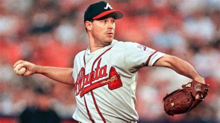 Greg Maddux Career Highlights: A Deep Dive into the Hall of Fame Pitcher's Legacy