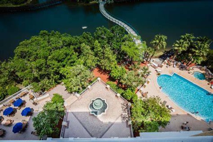 Hilton Int Petersburg Carillon Park: The Ultimate Guide to Your Perfect Stay