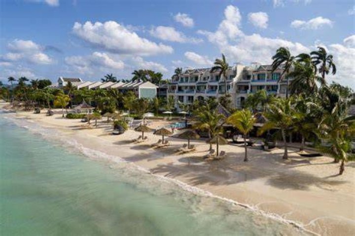 Holiday Inn All Inclusive Jamaica: Your Ultimate Paradise Escape