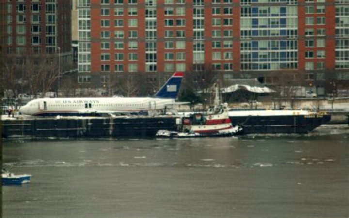 Hudson River Airplane Accident: A Remarkable Story of Survival and Heroism
