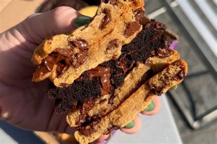 Indulge in Sweet Dreams with Insomnia Cookies in Jonesboro, AR