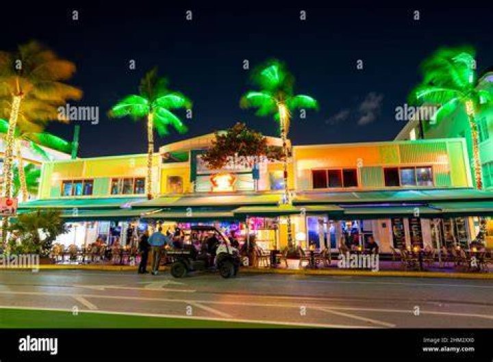 Mangos Ocean Drive Miami: A Paradise by the Sea