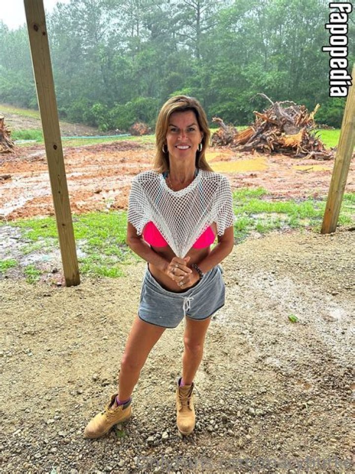 Mary Burke: Farm, Beach & Viral Videos - Uncovered!
