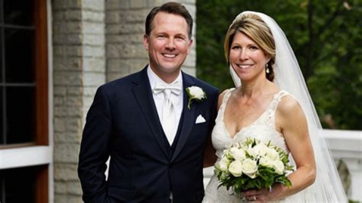 Nicolle Wallace and Michael Schmidt Wedding Pictures: A Closer Look