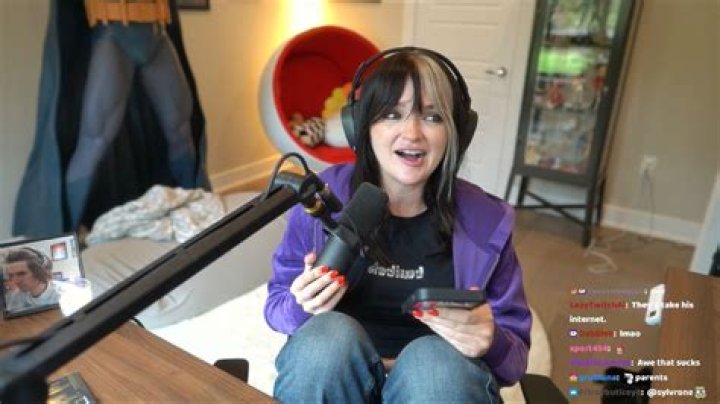 Peachjars: Model, Streamer, & Cosplayer - Explore Her World!