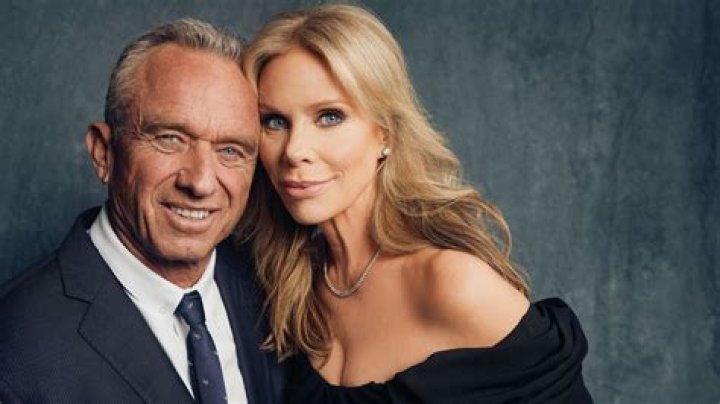 Robert Kennedy Jr Wife: A Comprehensive Look at Her Life, Influence, and Contributions