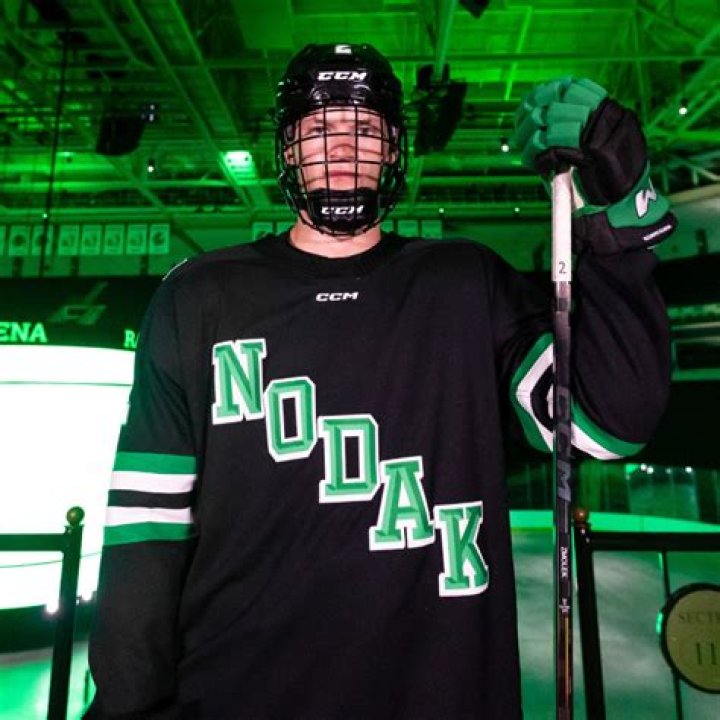 Und Fighting Hawks Hockey Schedule: Your Ultimate Guide to the Exciting 2023-2024 Season
