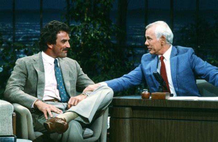 Who's Hosting NL Tonight? A Comprehensive Guide to the Hosts of Tonight's Show
