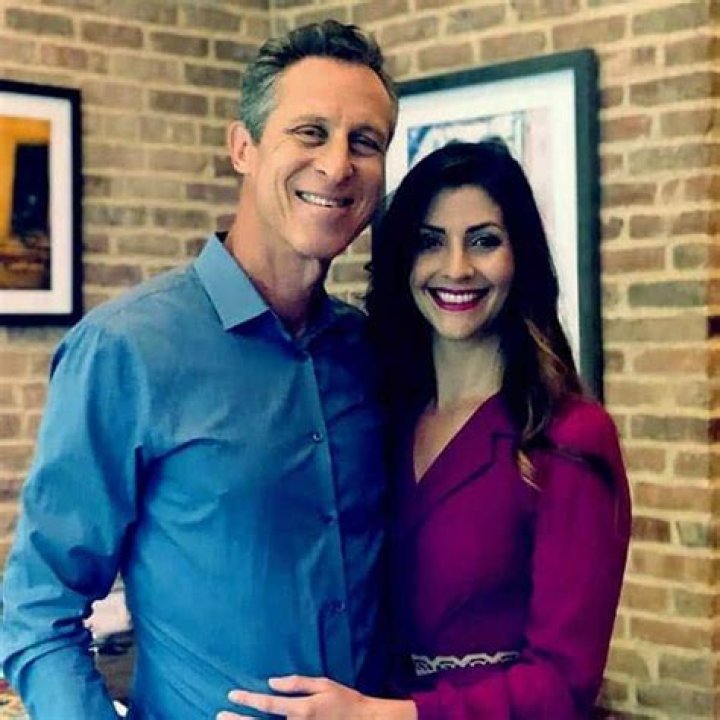 Who Is Mark Hyman's Wife? A Look at His Relationships & Life